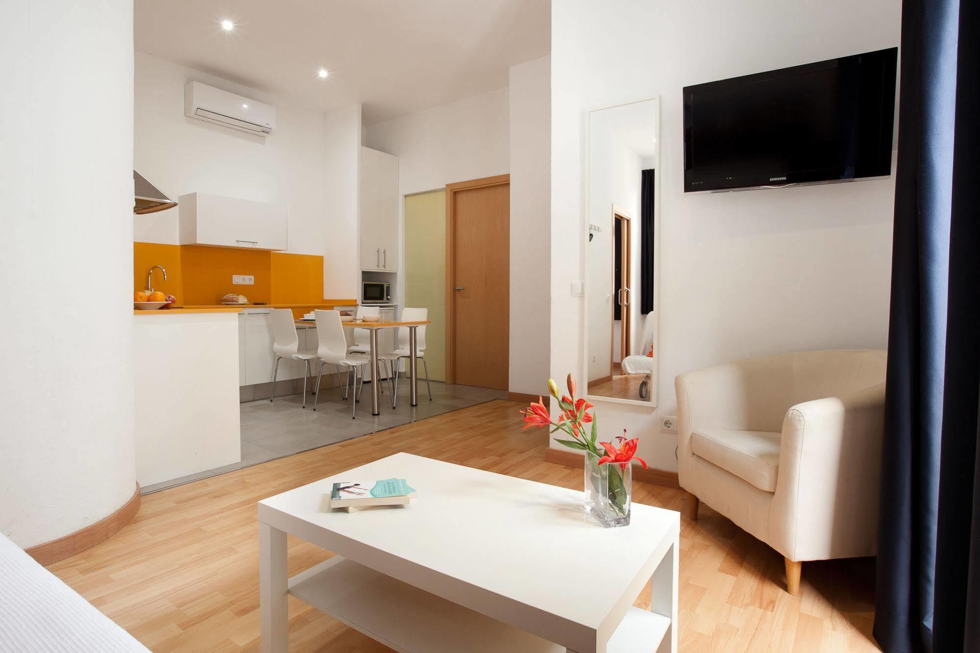 Castro Exclusive Residences Gracia Barselona Dış mekan fotoğraf